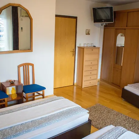 Elite Guest house 3*