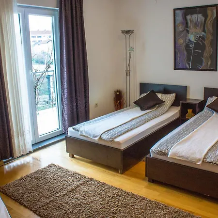 Elite Guest house