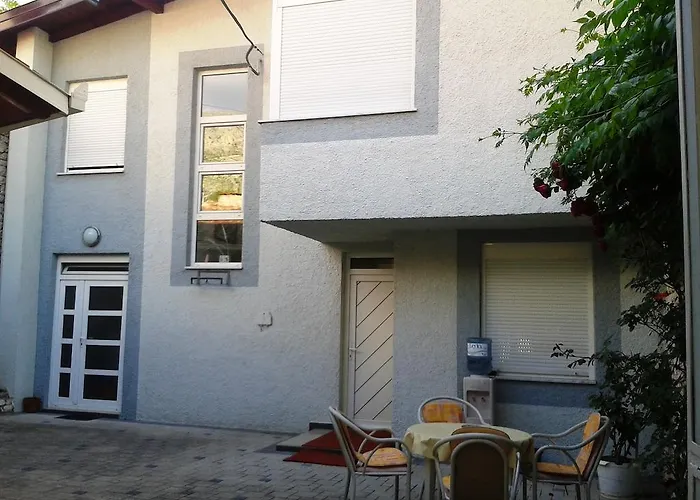 Elite Guest house 3*